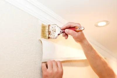 Pose de papier peint au Boulay — revêtements muraux et toiles de verre